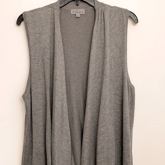 Joseph 🖤 Grey Vest - Picture 8 of 8